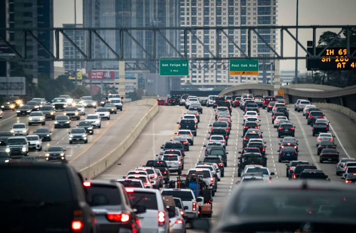 Texas High School coaches enjoy miserable Houston traffic and humidity for educational clinic